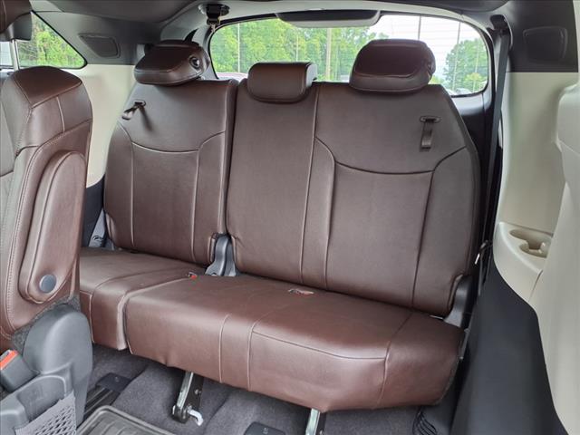 2024 Toyota Sienna Platinum 7-Passenger