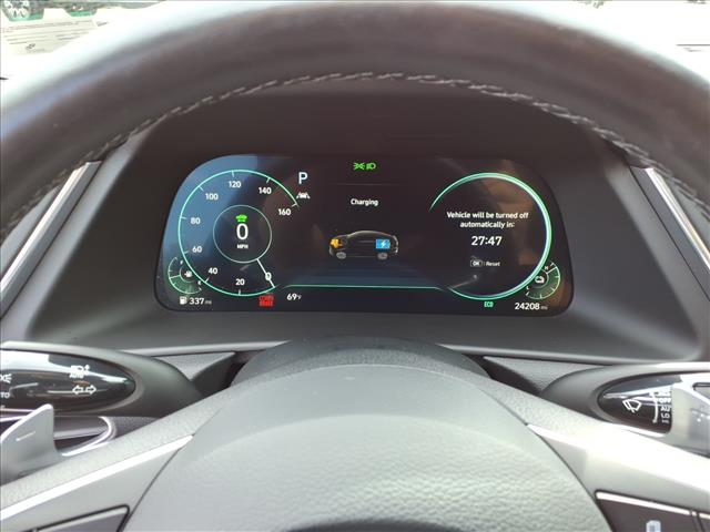 2022 Hyundai SONATA Hybrid Limited