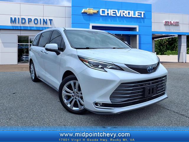 2024 Toyota Sienna Platinum 7-Passenger