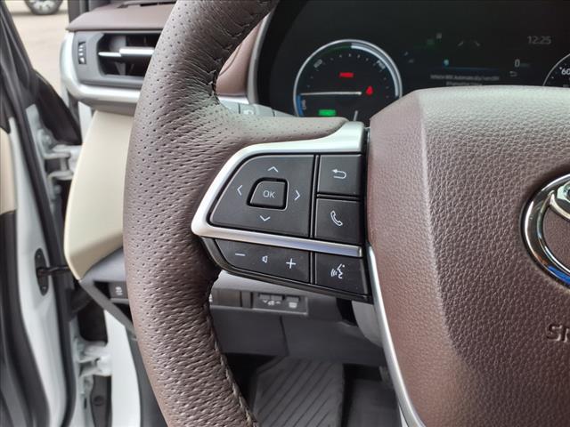 2024 Toyota Sienna Platinum 7-Passenger