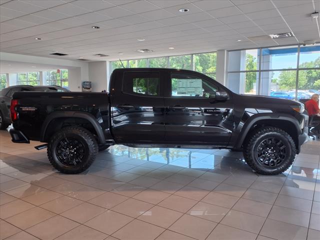 2025 Chevrolet Colorado Trail Boss 4x4 Crew Cab 5 ft. box 131 in. WB