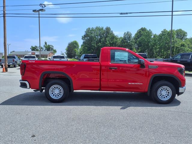 2024 GMC Sierra 1500 Pro 4x4 Regular Cab 8 ft. box 139.6 in. WB