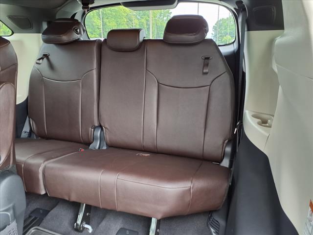 2024 Toyota Sienna Platinum 7-Passenger