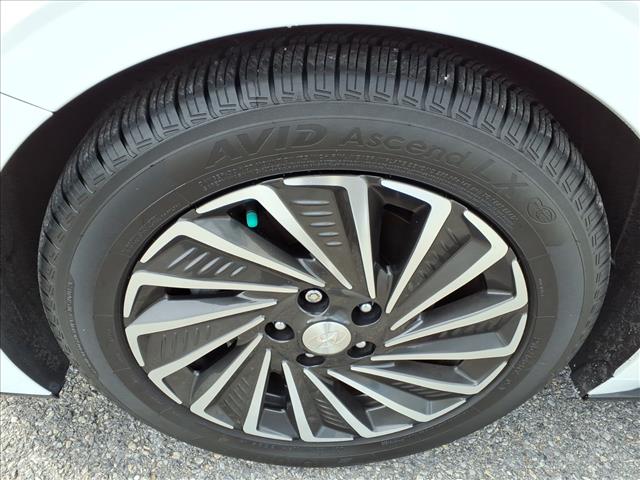 2022 Hyundai SONATA Hybrid Limited