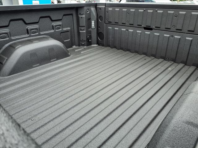 2025 GMC Sierra 1500 SLT 4x4 Crew Cab 5.75 ft. box 147.4 in. WB