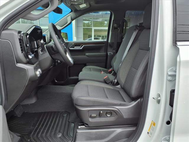 2025 GMC Sierra 1500 SLE