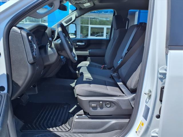 2025 Chevrolet Silverado 2500HD Custom 4x4 Crew Cab 6.75 ft. box 159 in. WB