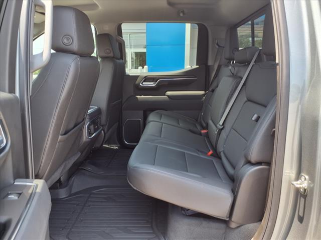 2025 GMC Sierra 1500 SLT 4x4 Crew Cab 5.75 ft. box 147.4 in. WB