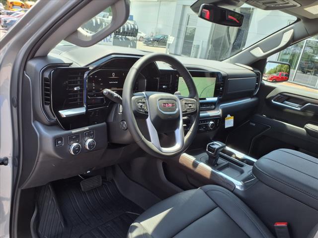 2025 GMC Sierra 1500 SLT 4x4 Crew Cab 5.75 ft. box 147.4 in. WB