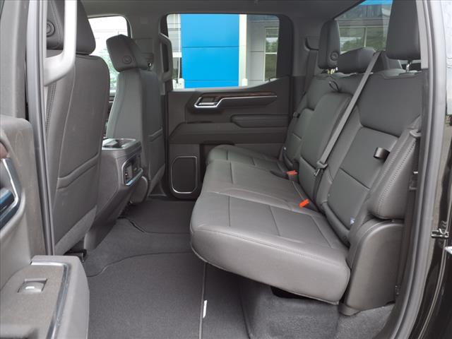 2025 GMC Sierra 1500 SLT 4x4 Crew Cab 5.75 ft. box 147.4 in. WB