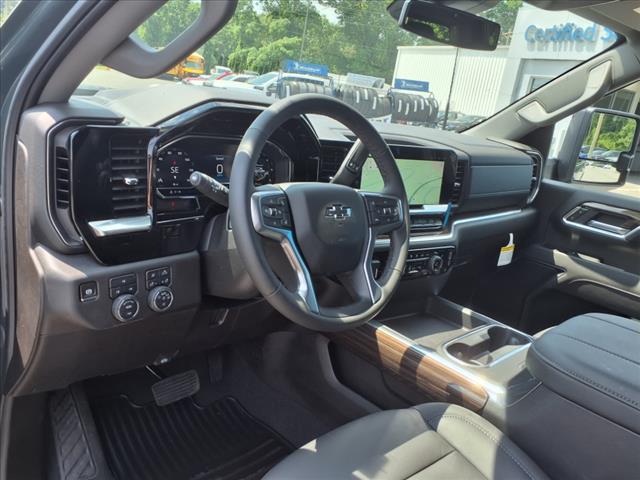 2025 Chevrolet Silverado 2500HD LT 4x4 Crew Cab 6.75 ft. box 159 in. WB