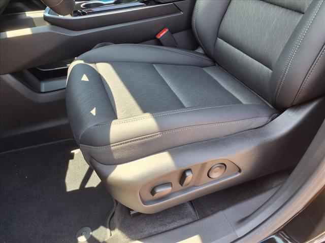 2025 Chevrolet Equinox LT Front-Wheel Drive