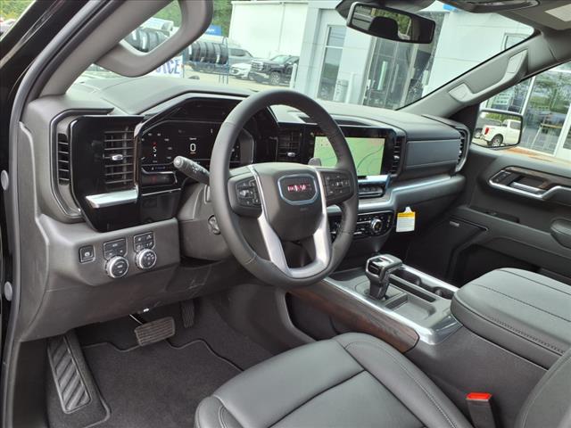 2025 GMC Sierra 1500 SLT 4x4 Crew Cab 5.75 ft. box 147.4 in. WB