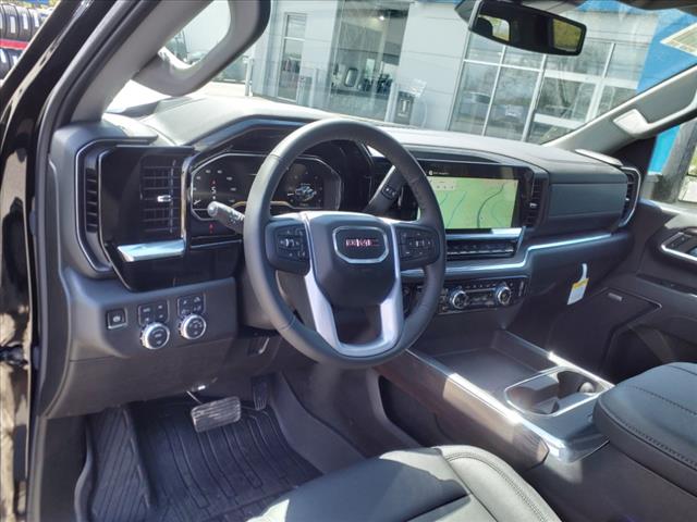 2025 GMC Sierra 2500HD SLT 4x4 Crew Cab 6.75 ft. box 159 in. WB