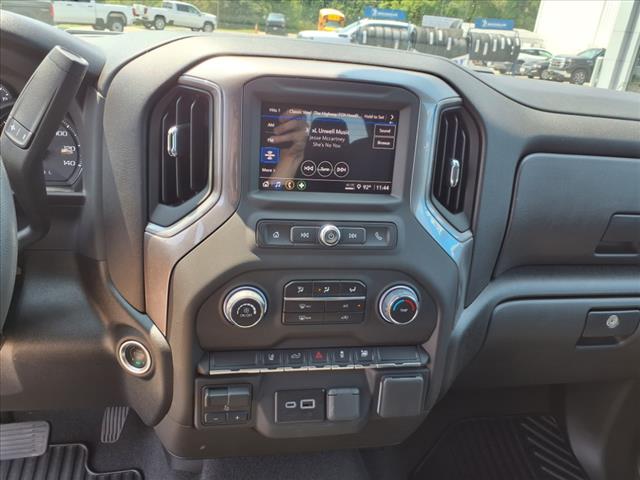 2025 Chevrolet Silverado 2500HD Custom 4x4 Crew Cab 6.75 ft. box 159 in. WB