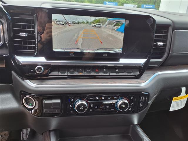 2025 GMC Sierra 1500 SLT 4x4 Crew Cab 5.75 ft. box 147.4 in. WB