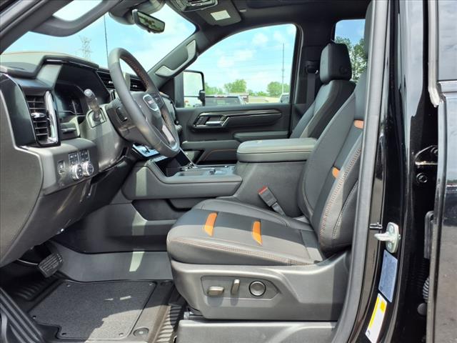 2025 GMC Sierra 2500HD Denali