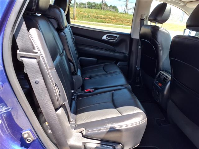 2020 Nissan Pathfinder Platinum