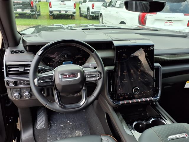2025 GMC Yukon XL AT4