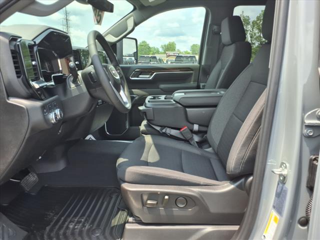 2025 GMC Sierra 2500HD SLE