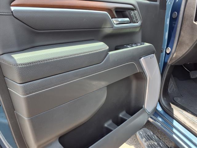 2025 GMC Sierra 2500HD Denali