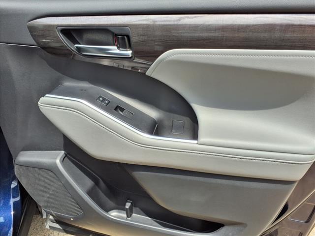 2021 Toyota Highlander Hybrid Limited