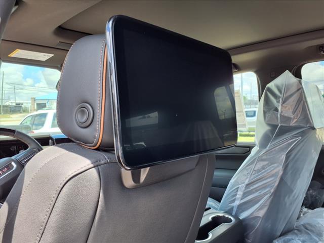 2025 GMC Yukon XL AT4