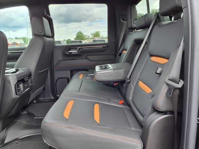 2025 GMC Sierra 2500HD AT4
