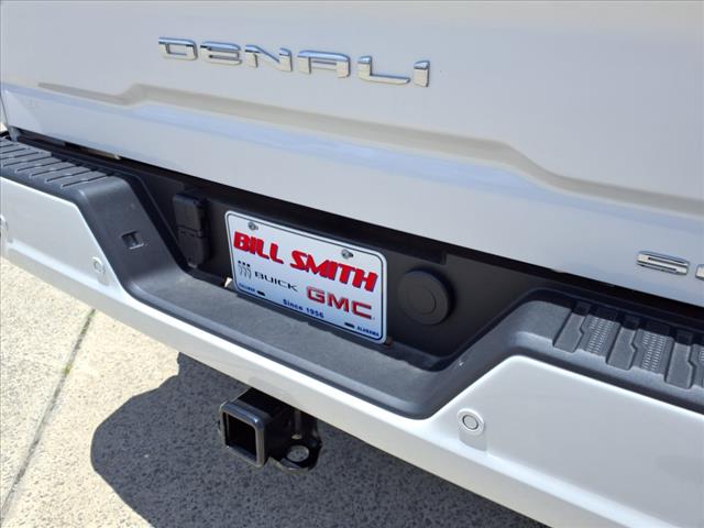 2025 GMC Sierra 3500HD Denali