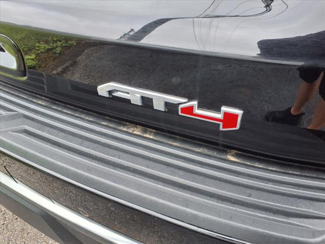 2022 GMC Yukon XL AT4