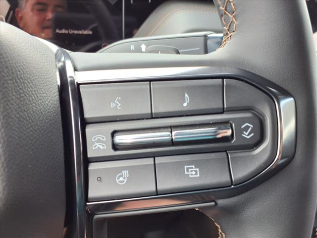 2025 GMC Yukon XL AT4