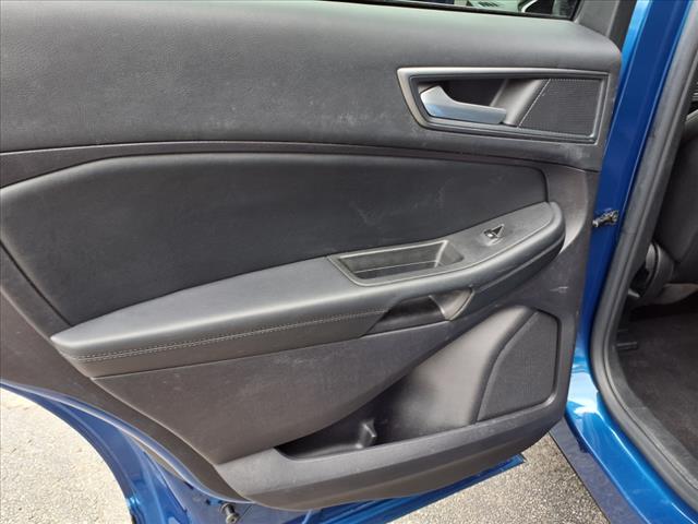 2021 Ford Edge SE