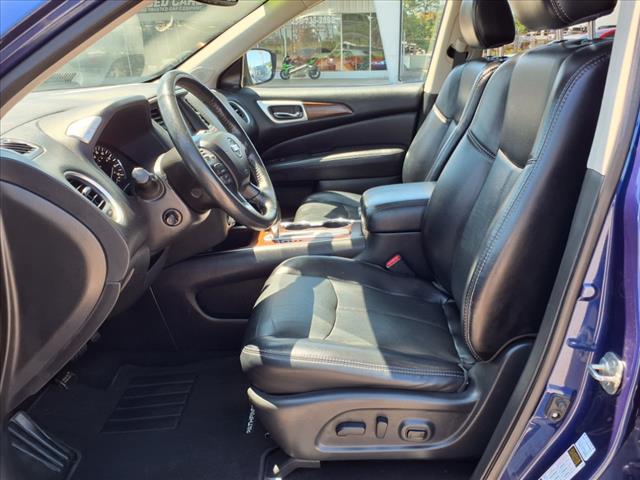 2020 Nissan Pathfinder Platinum