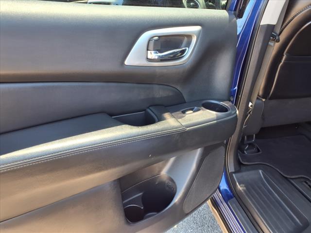 2020 Nissan Pathfinder Platinum