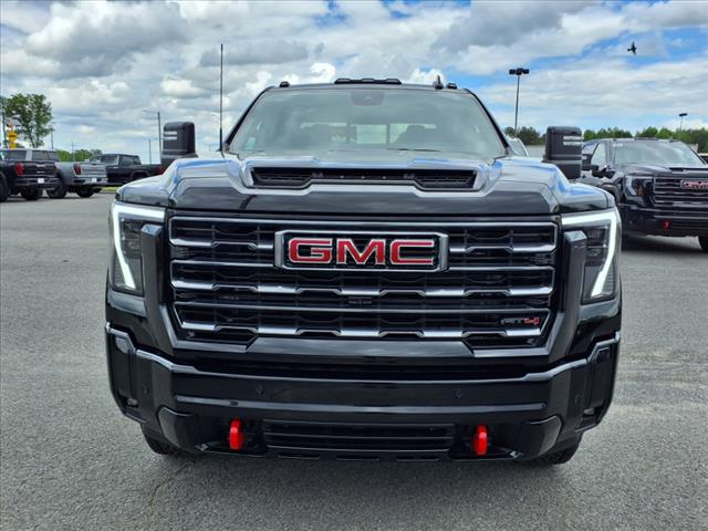 2025 GMC Sierra 2500HD AT4