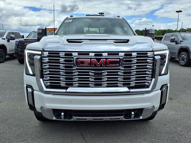 2025 GMC Sierra 2500HD Denali