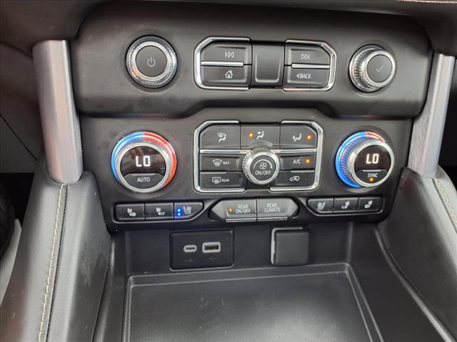 2024 GMC Yukon XL SLT