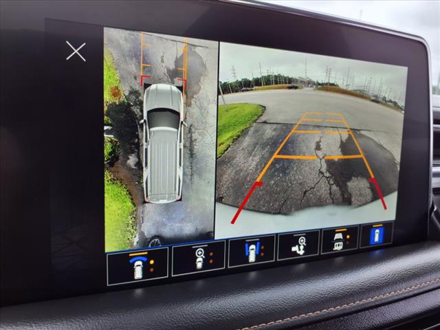 2022 GMC Yukon XL AT4