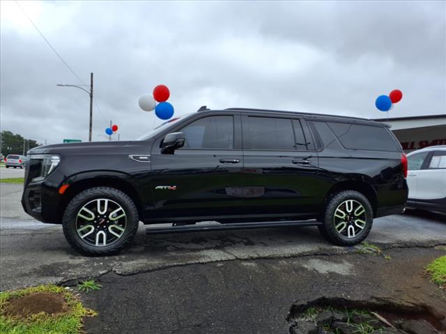 2022 GMC Yukon XL AT4