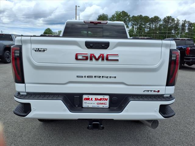 2025 GMC Sierra 2500HD AT4