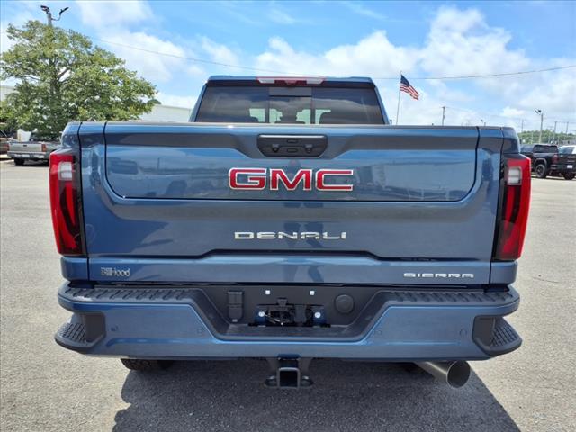 2025 GMC Sierra 2500HD Denali