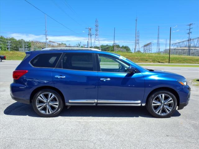 2020 Nissan Pathfinder Platinum