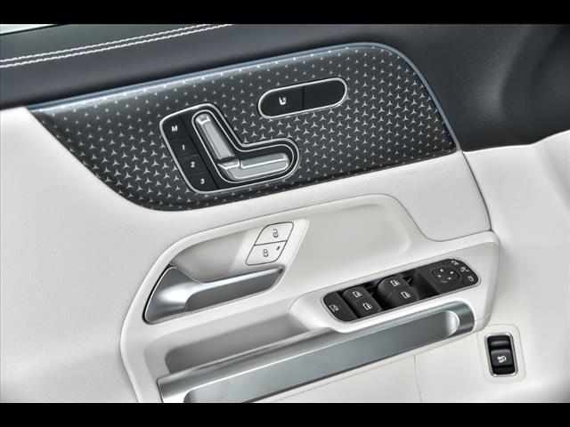 GLB 250 4MATIC SUV