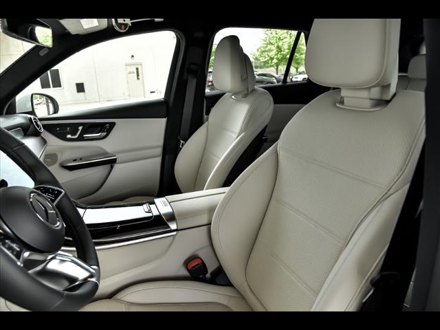 2025 Mercedes-Benz GLC GLC 300 4MATIC