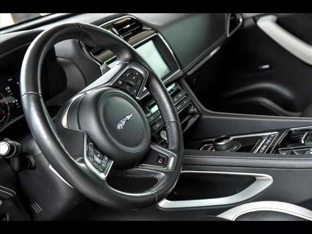 2019 Jaguar F-PACE S