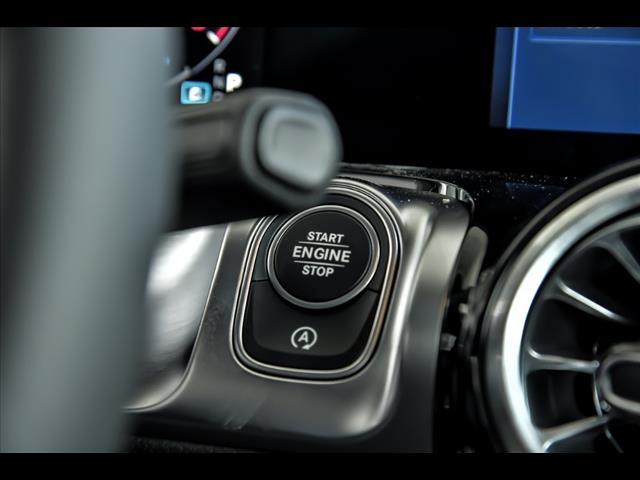 2025 Mercedes-Benz GLB GLB 250 4MATIC