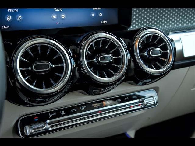2025 Mercedes-Benz GLB GLB 250 4MATIC