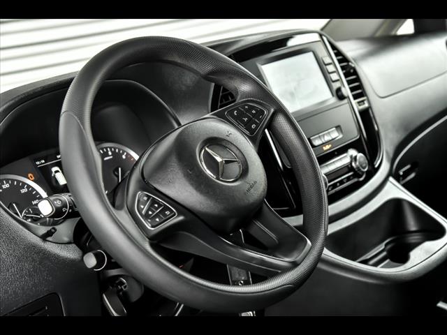 2023 Mercedes-Benz Metris Passenger