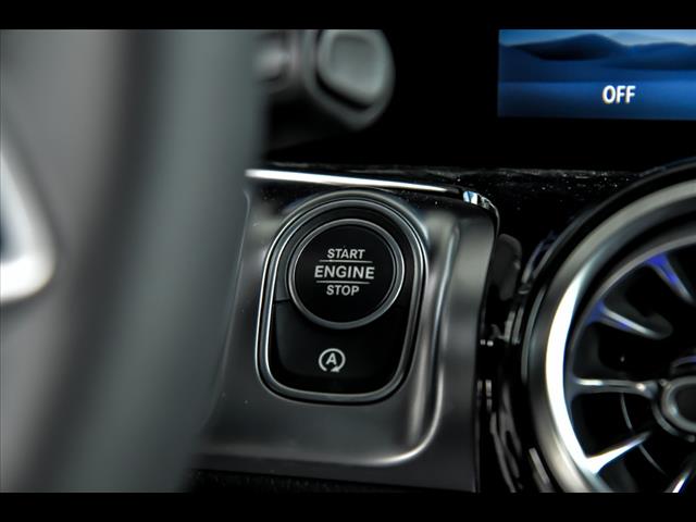 2025 Mercedes-Benz GLB GLB 250 4MATIC