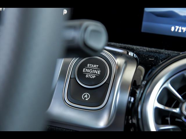 2025 Mercedes-Benz GLB GLB 250 4MATIC